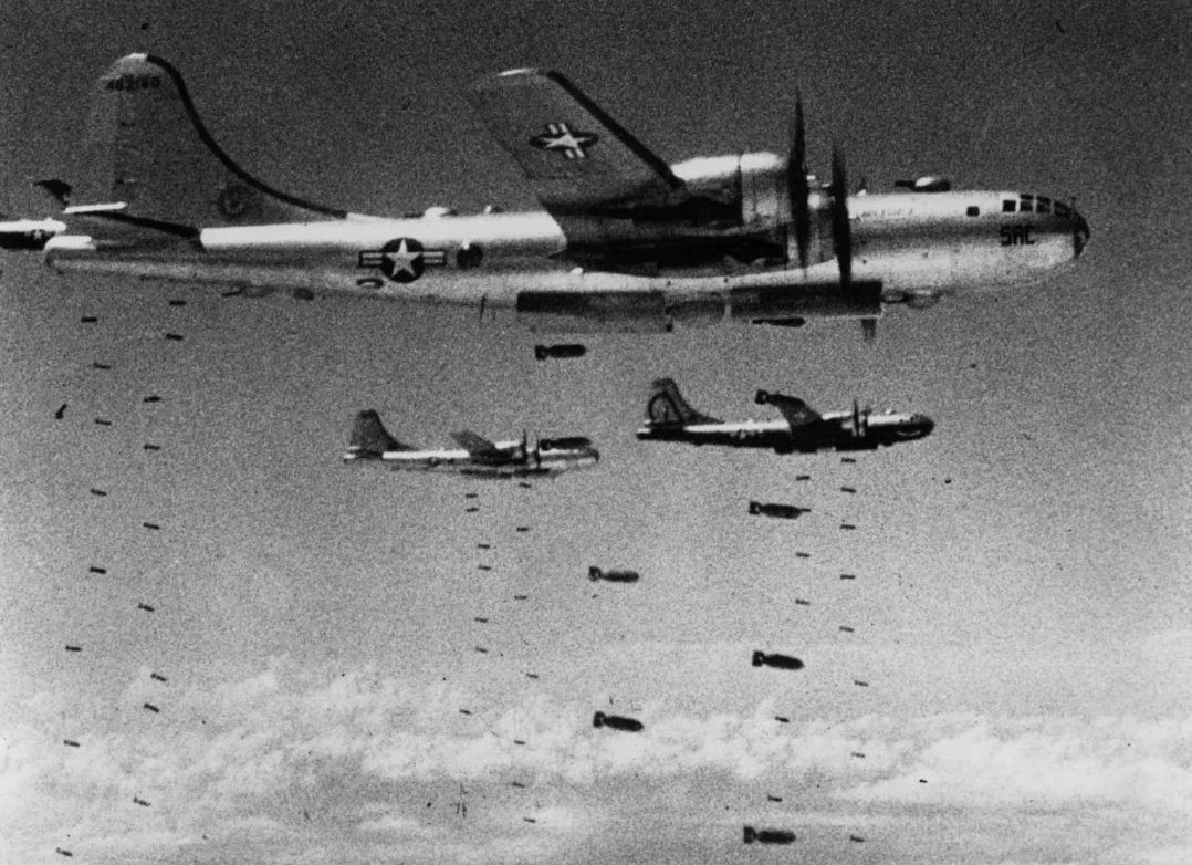 「戦争、反戦、戦後、９条」を問う＜１１＞ あきれてはいられぬ「皇統二千六百年」本気で語る議員に（朝日歌壇、８月２３日）